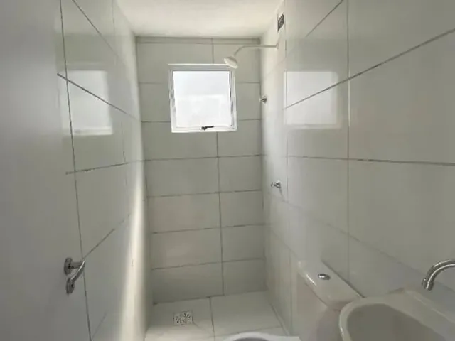 Imagem 2: Apartamento com 2 Dormitórios para Alugar, 46 M² por R$ 1.380,00/Ano - Eusébio