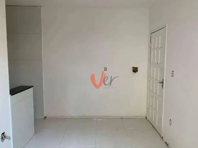 Imagem 14: Apartamento com 2 Dormitórios para Alugar, 40 M² por R$ 780,00/Mês - Parque Albano
