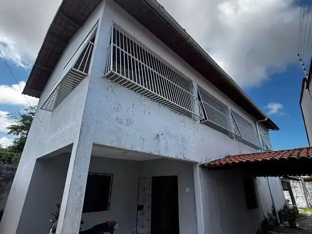 Imagem 14: Alugo Duplex com Piscina e Possui 160 Metros Quadrados com 5 Quartos em Timbu - Eusébio