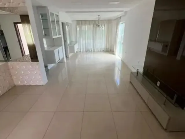 Imagem 9: Casa Duplex no Jardins de Ibiza para Aluguel com Quadrados com 4 Quartos em Eusebio