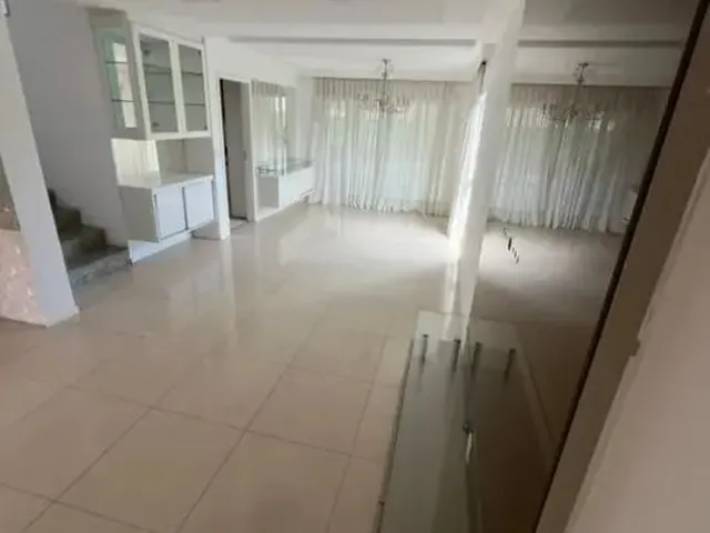 Imagem 5: Casa Duplex no Jardins de Ibiza para Aluguel com Quadrados com 4 Quartos em Eusebio