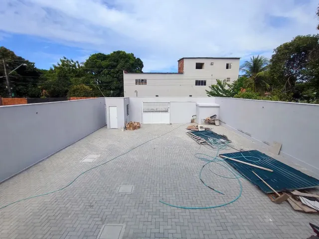 Imagem 4: Apartamento para Aluguel Possui 60 Metros Quadrados com 2 Quartos em Timbu - Eusébio - Ce