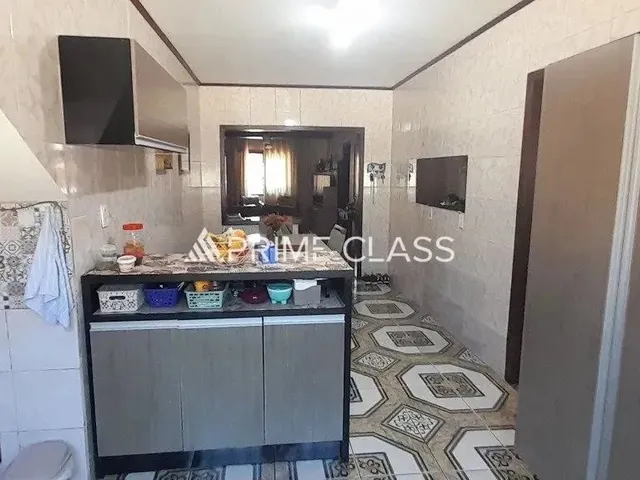 Imagem 9: Sobrado com 5 Dormitórios Sendo 1 Suíte - Bairro Estancia Velha, Canoas/ Rs