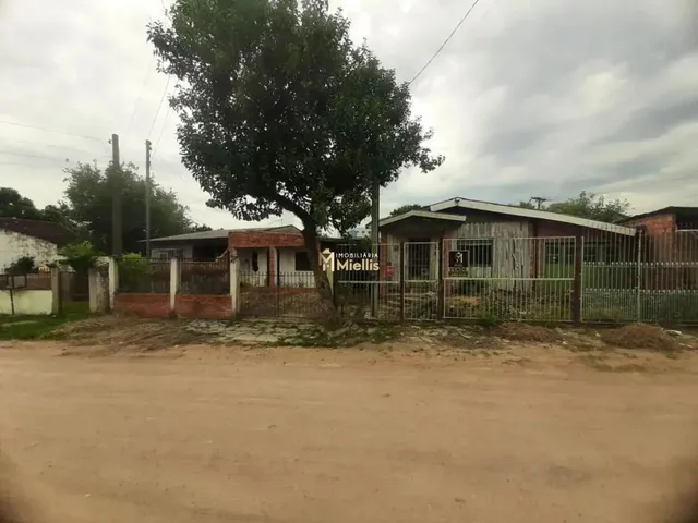 Imagem: Terreno com 2 Casas na Cecília Ref