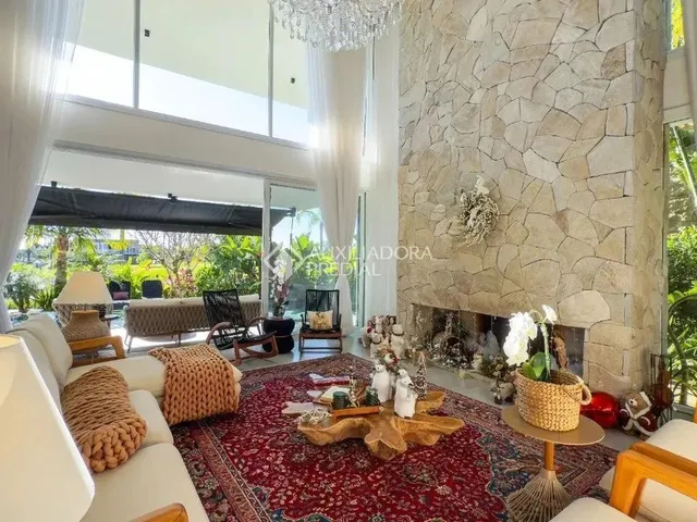 Imagem 3: Elegância, Exclusividade e o Privilégio de Viver Próximo a Natureza