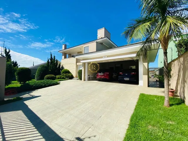 Imagem: Casa Sobrado com Piscina no Centro de Nova