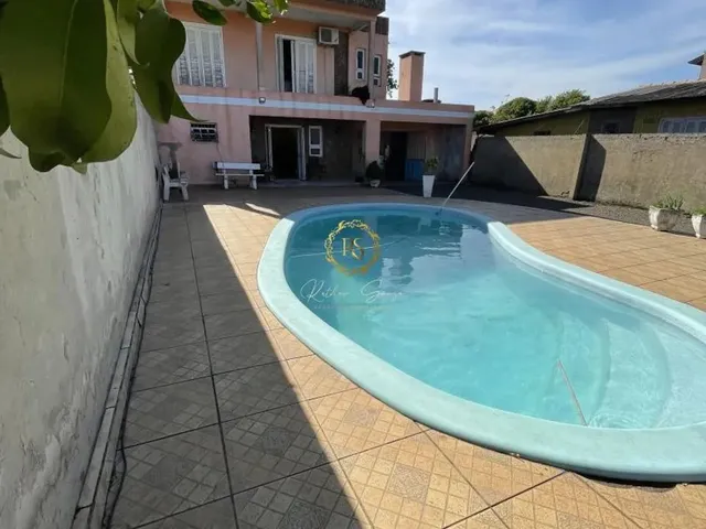 Imagem: Sobrado com Piscina e Churrasqueira em Nova