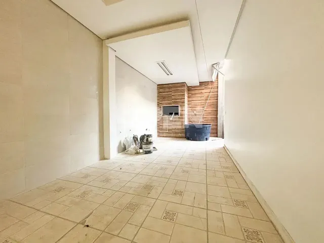 Imagem 5: Sobrado com 4 Dormitórios e 2 Suítes À Venda no Bairro Igara, Canoas
