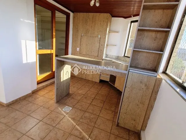 Imagem 7: Amp;Amp;Quot;Oportunidade no Centro de Canoas: Espaço e Sol!