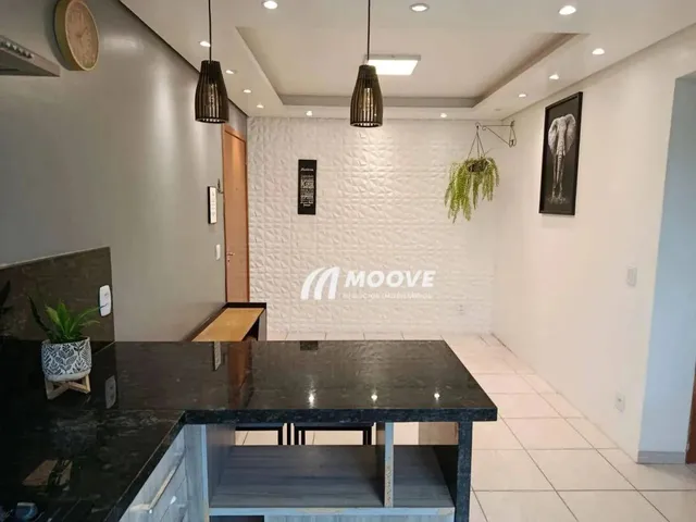 Imagem: Apartamento com 2 Dormitórios À Venda