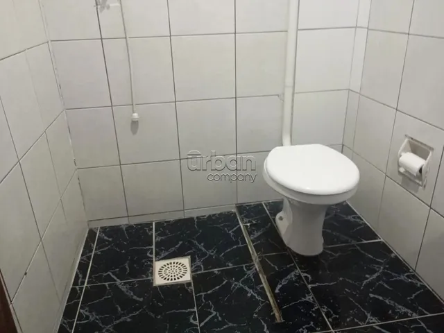 Imagem 9: 2 Casas de 3 e 2 Dormit. de 258M2 na Harmonia