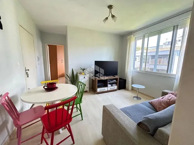 Imagem: O apartamento possui 1 Dormitório, 1 Banheiro, 1 Vaga na