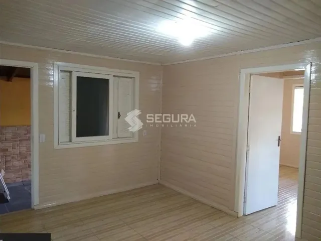 Imagem 15: Casa Mista com 3 Dormitórios e Pátio com Árvores Frutíferas - Harmonia / Canoas
