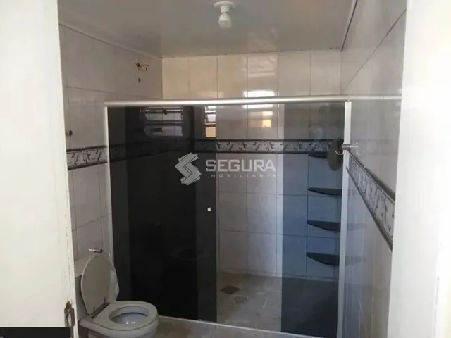 Imagem 11: Casa Mista com 3 Dormitórios e Pátio com Árvores Frutíferas - Harmonia / Canoas
