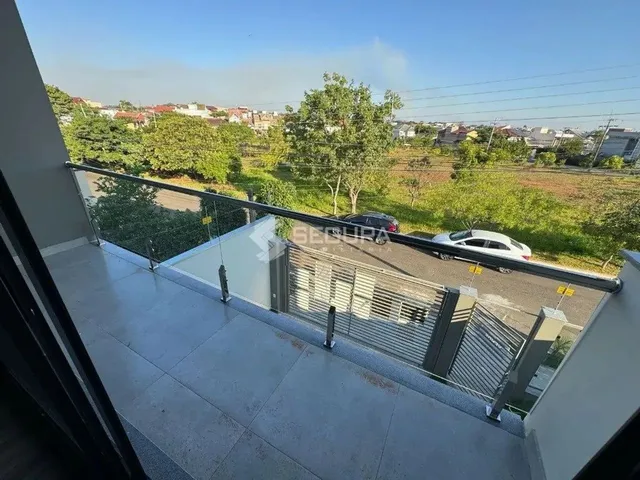 Imagem 1: Sobrado com 3 Suítes - Moinhos de Vento / Canoas