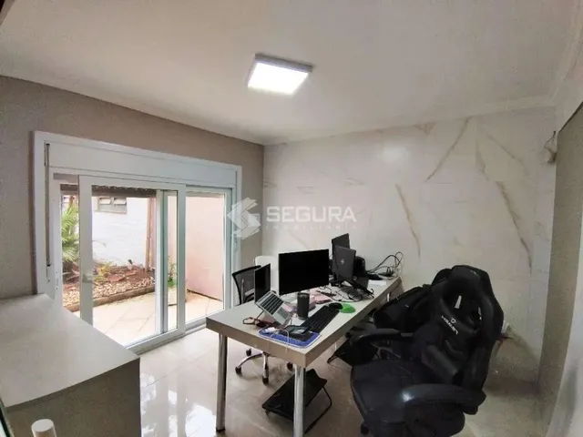 Imagem 16: Casa Ampla com 3 Dormitórios