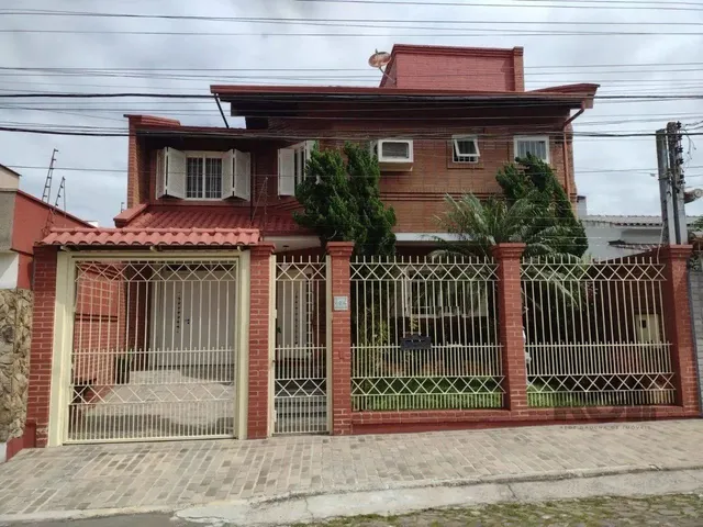 Imagem: Casa Semi Mobiliada, 4 Dormitórios, 5 Vagas