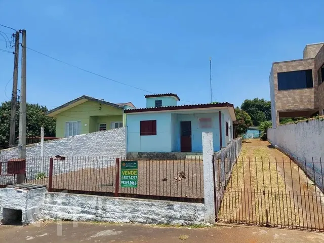 Imagem: Casa À Venda em Olaria com 100 M², 4 Quartos