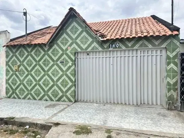 Imagem: Alugo Casa com 3 Quartos e Quintal e Garagem