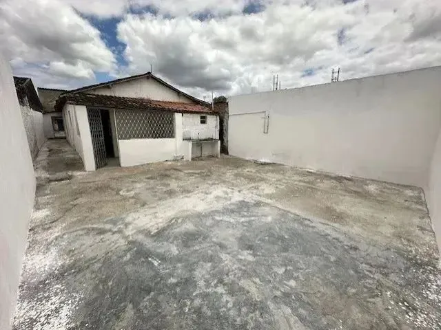 Imagem 9: Alugo Casa com 3 Quartos e Quintal e Garagem no Bairro do Monte Castelo - Campina Grande