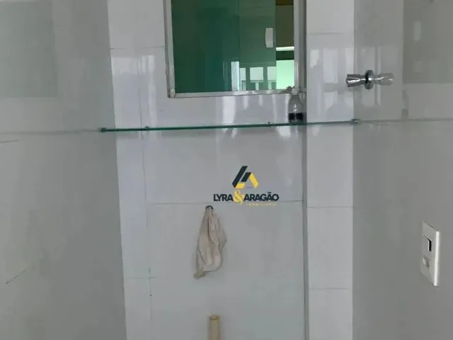 Imagem 2: Apartamento com 2 Dormitórios para Alugar, 70 M² por R$ 1.300,00/Mês - Centro
