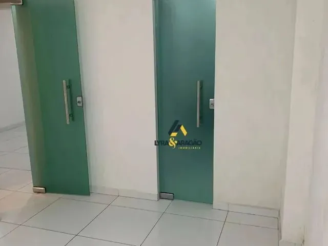 Imagem 8: Apartamento com 2 Dormitórios para Alugar, 70 M² por R$ 1.300,00/Mês - Centro