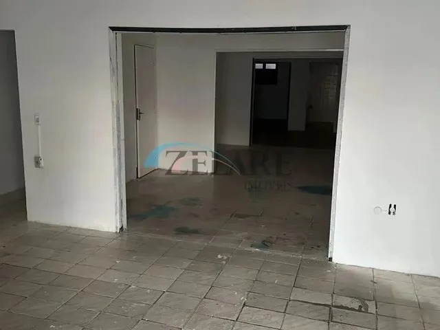 Imagem 2: Imóvel para Aluguel Tem 175 Metros Quadrados com 3 Quartos em Centro - Campina Grande