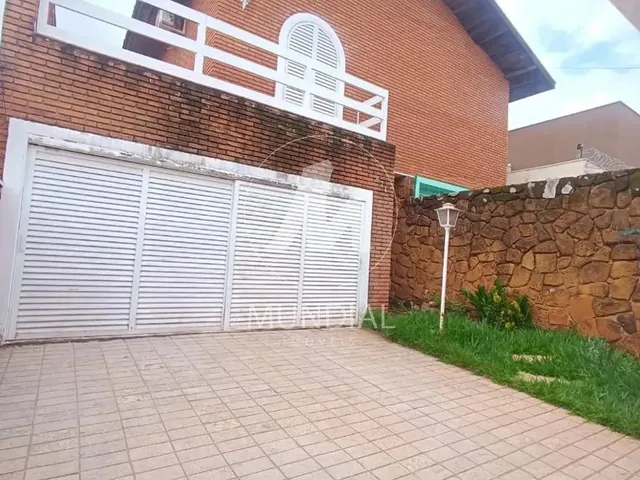 Imagem: Casa (Sobrado na Rua) 5 Dormitórios/Suite
