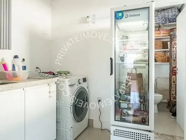 Imagem 4: Casa em Condomínio Mobiliada para Alugar no Alphaville com 3 Quartos (3 Suítes