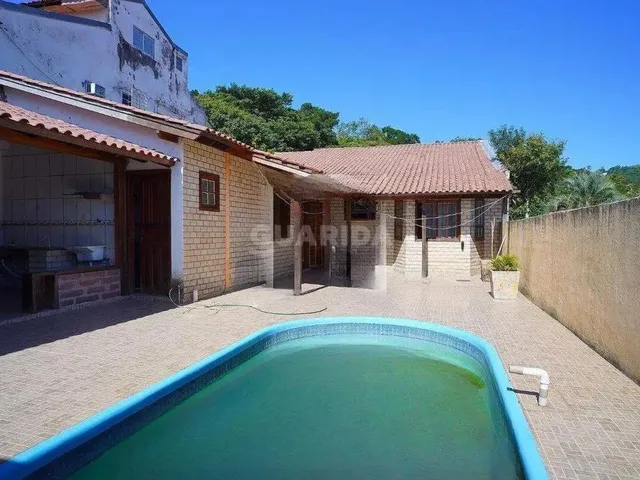 Imagem: Casa Residencial com 2 Dormitórios no Bairro