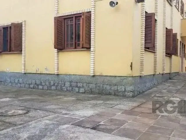 Imagem 9: Sobrado Térreo com 3 Dormitórios para Locação no Bairro Cavalhada