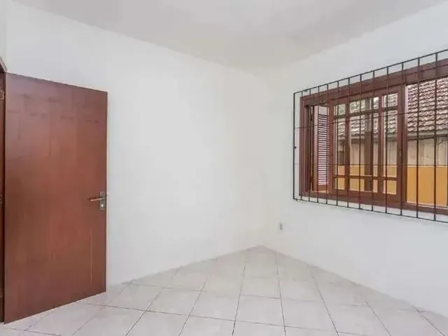 Imagem 16: Sobrado Térreo com 3 Dormitórios para Locação no Bairro Cavalhada