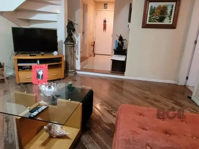Imagem 2: Apartamento para Alugar no Bairro Cavalhada com 3 Dormitórios e 450 M² de Área Útil