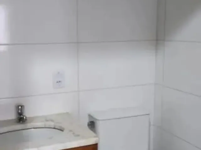 Imagem 6: Apartamento Composto por Dois Dormitórios, Sala, Banheiro, Cozinha, Área de Serviço