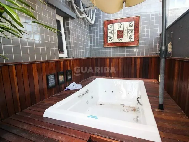 Imagem 15: Apartamento Mobiliado com 3 Dormitórios, Sendo 1 Suíte, para Alugar no Bairro Cristal