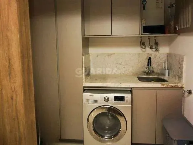 Imagem 6: Apartamento Mobiliado com 3 Dormitórios, Sendo 1 Suíte, para Alugar no Bairro Cristal