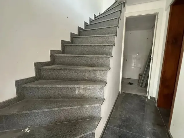 Imagem 8: Casa em Condomínio Fechado com 3 Dormitórios para Alugar no Bairro Teresópolis Porto