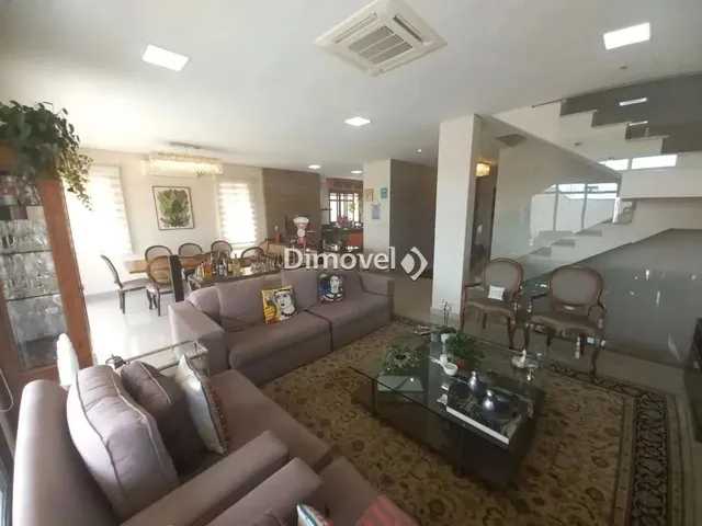 Imagem: Aluga, Casa em Condomínio com 250M², 4