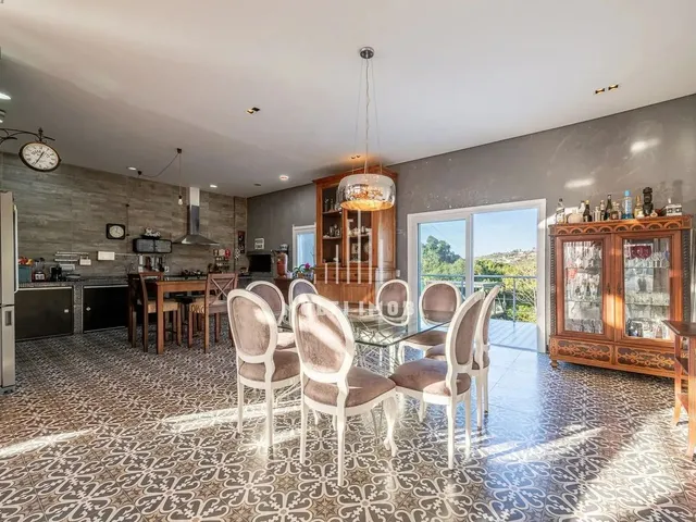 Imagem 2: Casa no Vila Nova com 4 Quartos