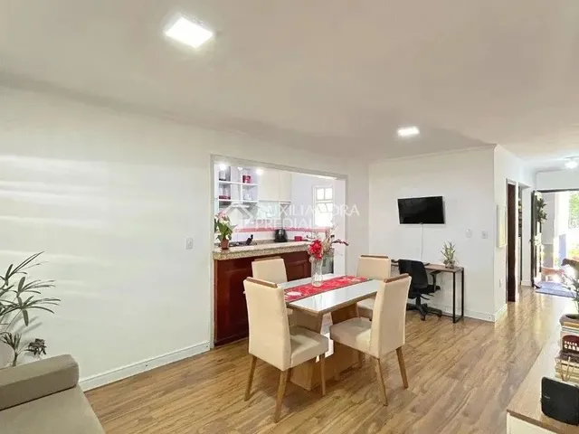 Imagem 4: Casa com 4 Dormitórios, Mobiliada na Zona Sul!