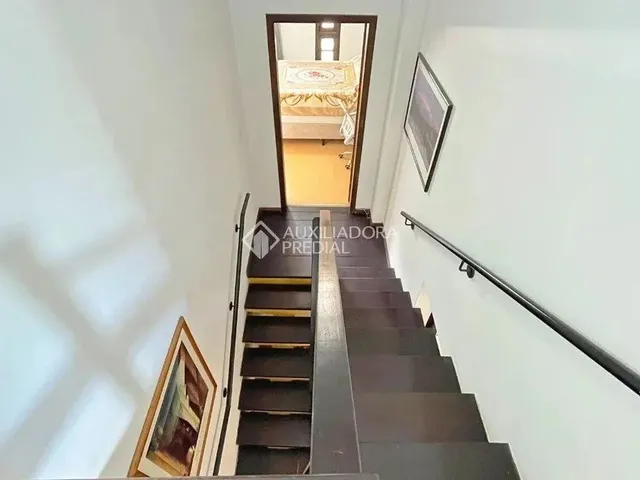 Imagem 5: Casa com 4 Dormitórios, Mobiliada na Zona Sul!