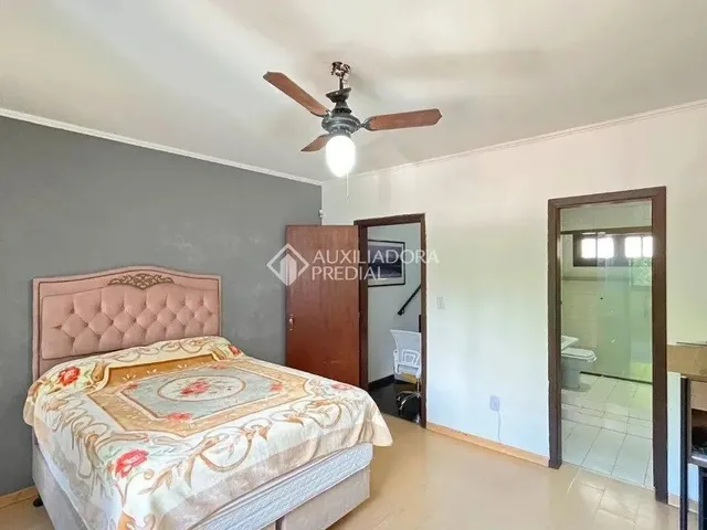 Imagem 15: Casa com 4 Dormitórios, Mobiliada na Zona Sul!