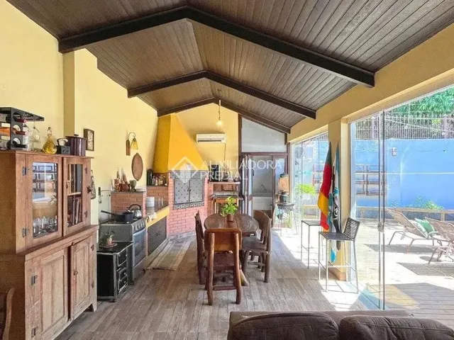 Imagem 12: Casa com 4 Dormitórios, Mobiliada na Zona Sul!