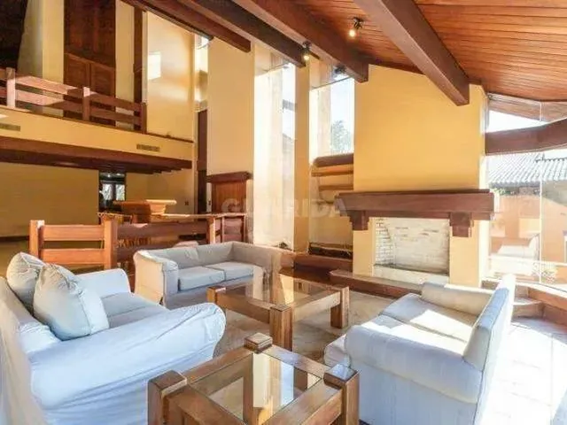 Imagem: Casa Residencial com 5 Dormitórios, Sendo