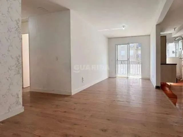 Imagem 1: Apartamento com 3 Dormitórios, Sendo 1 Suíte, e 1 Vaga de Garagem no Bairro Tristeza