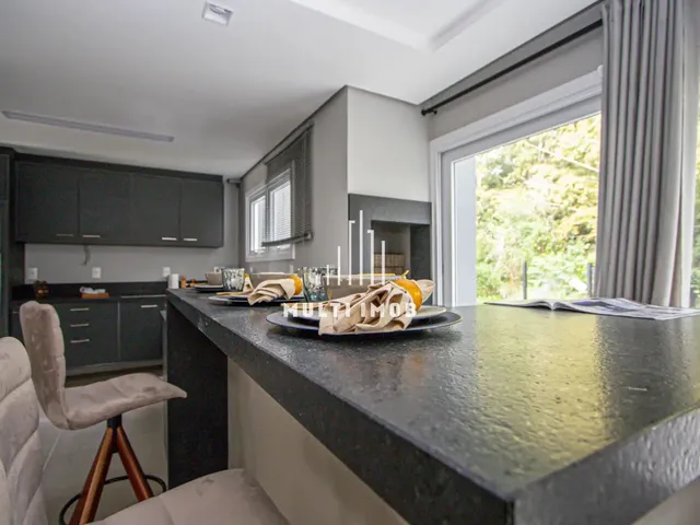 Imagem 7: Casa com 330M² Sendo 04 Dormitórios