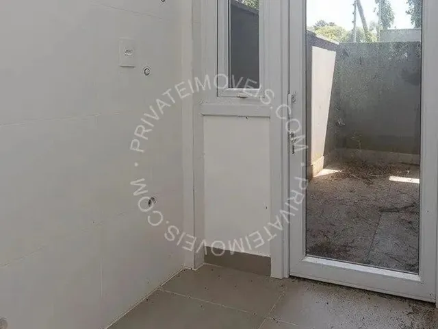 Imagem 10: Casa em Condomínio Semimobiliada para Alugar no Ipanema com 4 Quartos (3 Suítes