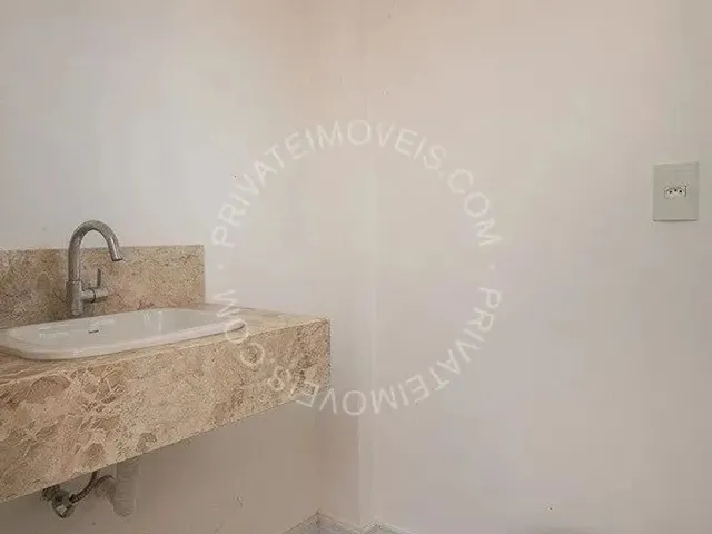 Imagem 9: Casa em Condomínio Semimobiliada para Alugar no Ipanema com 4 Quartos (3 Suítes