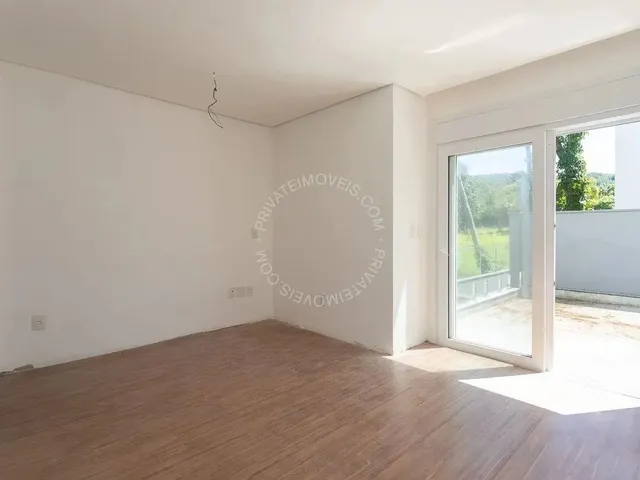 Imagem 11: Casa em Condomínio Semimobiliada para Alugar no Ipanema com 4 Quartos (3 Suítes