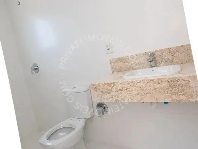 Imagem 16: Casa em Condomínio Semimobiliada para Alugar no Ipanema com 4 Quartos (3 Suítes